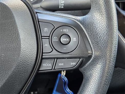 Used 2024 Toyota Corolla LE image 18