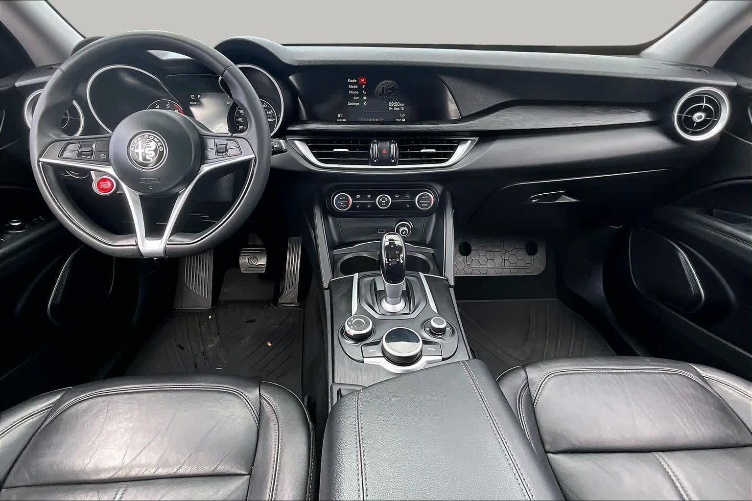 Used 2018 Alfa Romeo Stelvio AWD w/ Cold Weather Package image 16