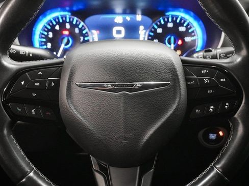 Certified 2021 Chrysler Pacifica Touring w/ S Appearance Package image 22