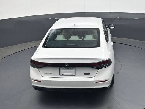 Used 2024 Honda Accord Touring image 25