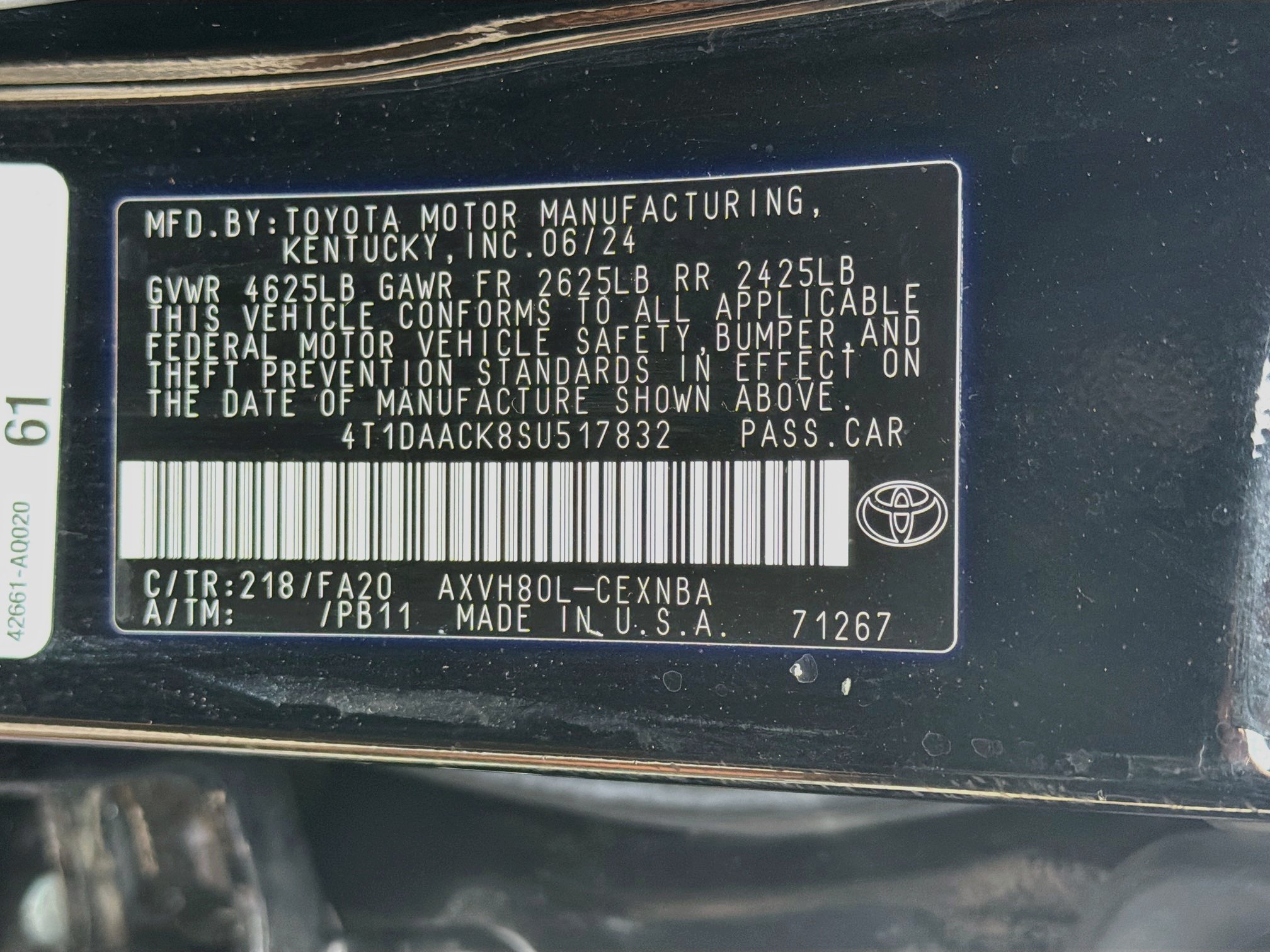 Used 2025 Toyota Camry LE FWD image 12
