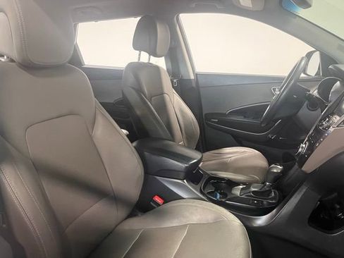 Used 2015 Hyundai Santa Fe GLS w/ Option Group 03 FWD image 10