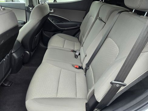 Used 2018 Hyundai Santa Fe Sport image 11