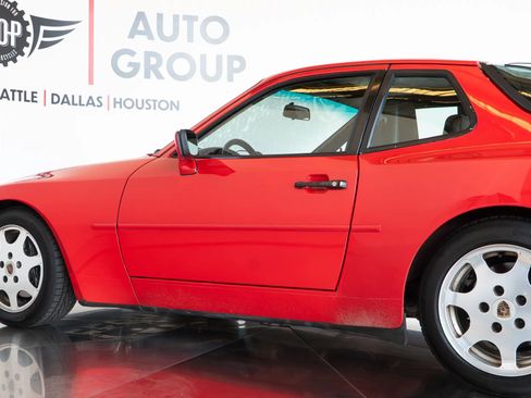 Used 1989 Porsche 944 Turbo image 31