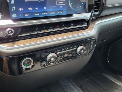 Used 2024 Chevrolet Silverado 1500 RST w/ LPO, Dark Essentials Package AWD/4WD image 9