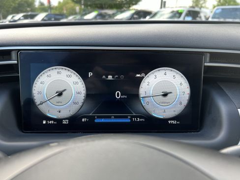 Used 2024 Hyundai Tucson Limited AWD/4WD image 17