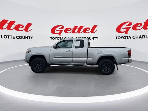 Certified 2022 Toyota Tacoma SR5 image 5