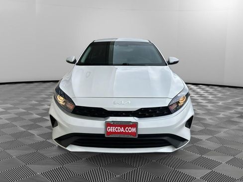 Used 2024 Kia Forte LXS w/ LXS Technology Package FWD image 2