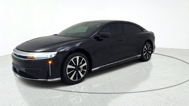 Used 2024 Lucid Air Pure RWD image 3