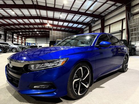 Used 2019 Honda Accord Sport image 9