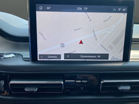 Used 2023 Lincoln Aviator AWD w/ Premium Package image 15