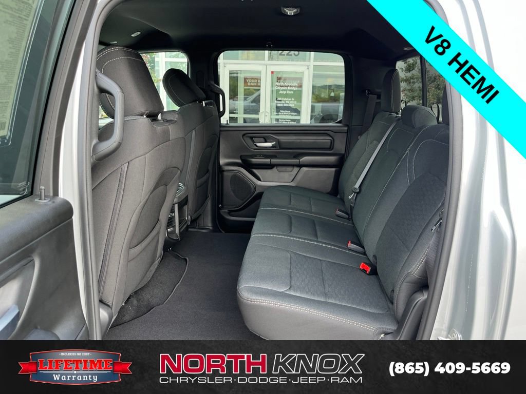New 2026 RAM 1500 Express AWD/4WD image 14