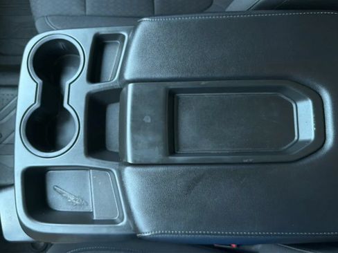Used 2021 Chevrolet Silverado 1500 LT RWD image 30