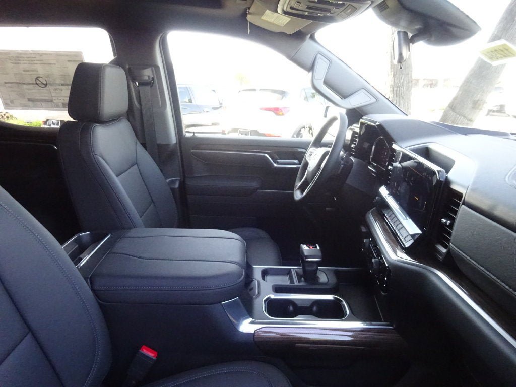 New 2026 Chevrolet Silverado 1500 RST AWD/4WD image 16