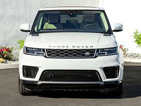 Used 2018 Land Rover Range Rover Sport HSE image 3