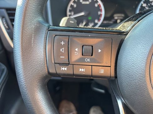 Used 2023 Nissan Rogue SV AWD/4WD image 20