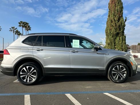 Used 2022 Volkswagen Tiguan S image 4
