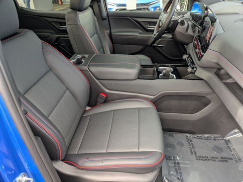 Used 2025 Chevrolet Silverado EV RST image 27