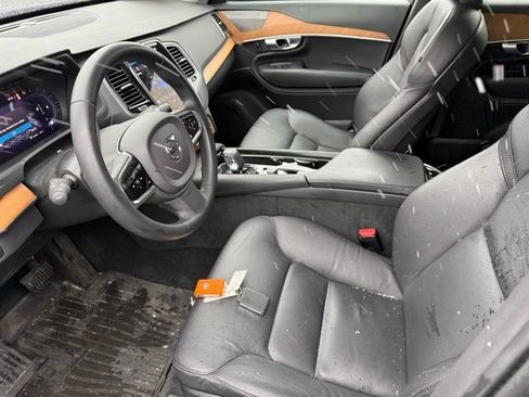 Used 2023 Volvo XC90 B6 Plus w/ Protection Package Premier image 7