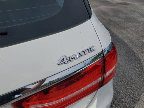 Used 2018 Mercedes-Benz E 400 4MATIC Wagon image 10