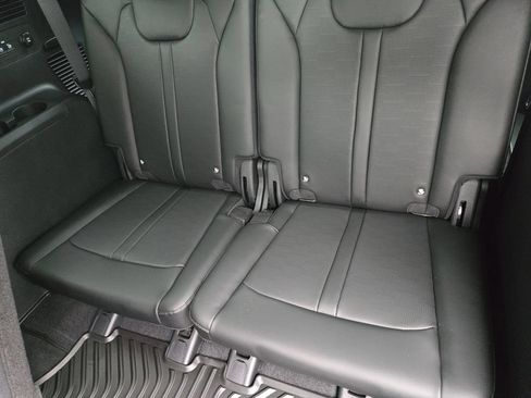 New 2026 Kia Sorento S w/ S Panoramic Sunroof Package FWD image 23
