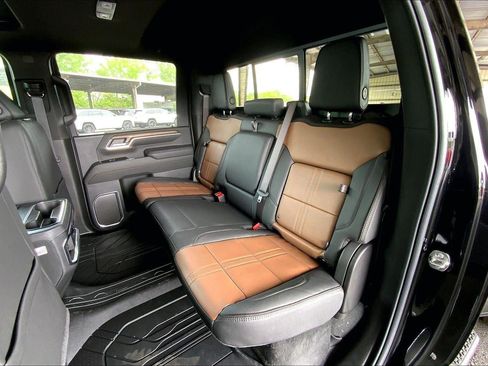 New 2026 Chevrolet Silverado 3500 High Country w/ High Country Premium Package AWD/4WD image 14