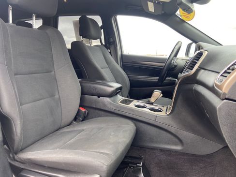 Used 2016 Jeep Grand Cherokee Laredo image 20