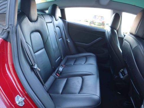 Used 2018 Tesla Model 3 Long Range image 5