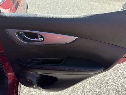 Used 2020 Nissan Rogue Sport SL w/ Premium Package image 25