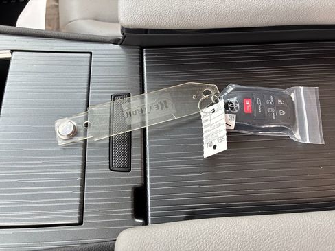 New 2026 Toyota Sienna XLE image 50