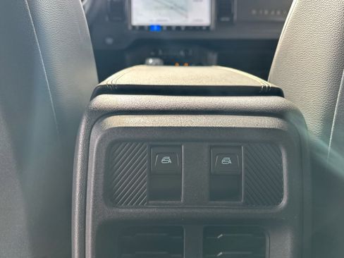 New 2025 Ford Bronco Badlands w/ Sasquatch Package image 27