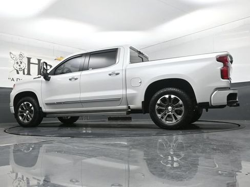 Used 2023 Chevrolet Silverado 1500 High Country w/ Technology Package AWD/4WD image 55