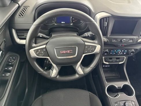 Used 2024 GMC Terrain SLE w/ Driver Convenience Package FWD image 23