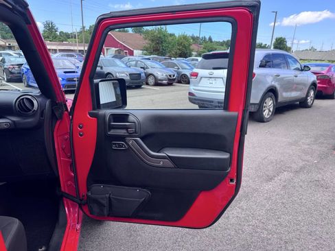 Used 2017 Jeep Wrangler Unlimited Sport w/ Quick Order Package 24S AWD/4WD image 10
