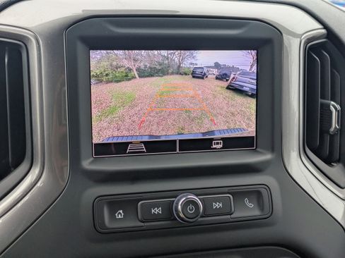 Used 2024 Chevrolet Silverado 2500 Custom image 21