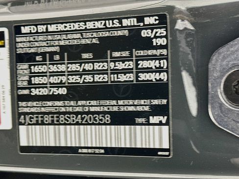 Certified 2025 Mercedes-Benz GLS 580 4MATIC image 36