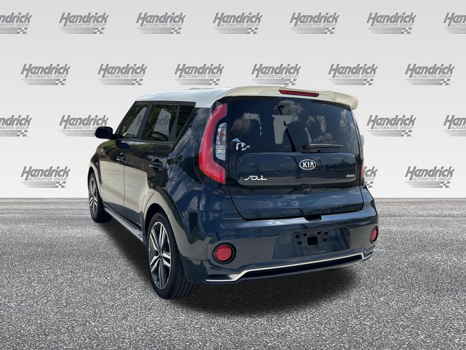 Used 2018 Kia Soul + FWD image 8