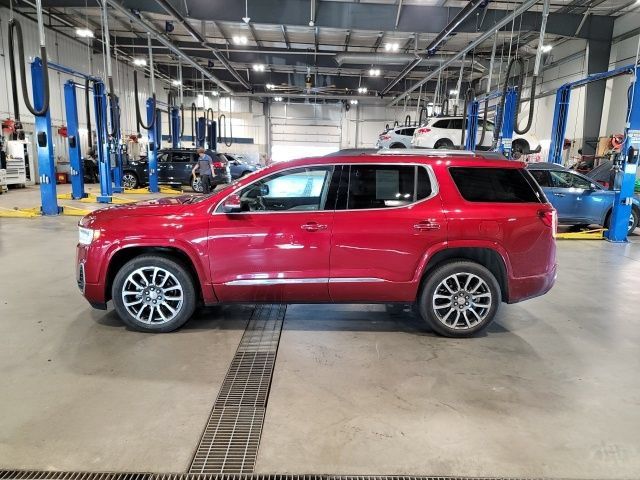 Used 2021 GMC Acadia Denali w/ Denali Technology Package AWD/4WD image 4