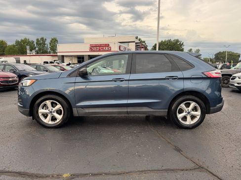 Used 2019 Ford Edge SE FWD image 2
