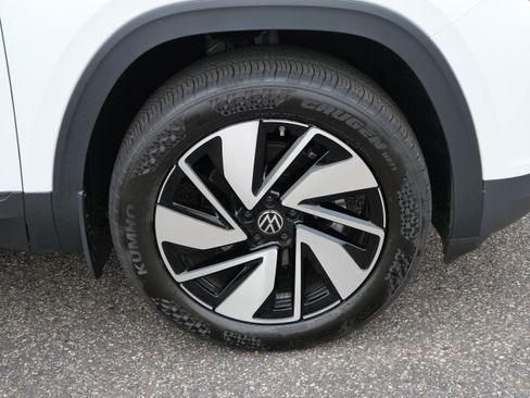 Certified 2026 Volkswagen Atlas SE AWD/4WD image 15