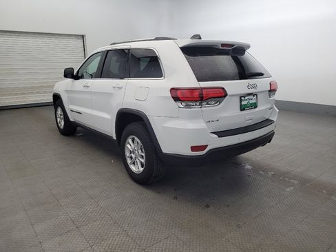 Used 2020 Jeep Grand Cherokee Laredo image 5
