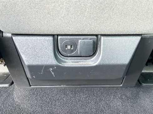 Used 2025 Ford F150 XLT w/ Equipment Group 301A Standard AWD/4WD image 30
