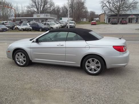 Used 2008 Chrysler Sebring Limited w/ Luxury Group FWD image 5