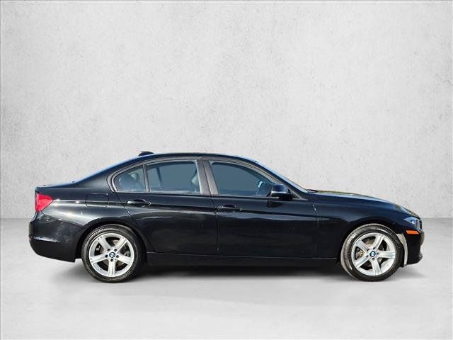 Used 2013 BMW 328i Sedan RWD image 4