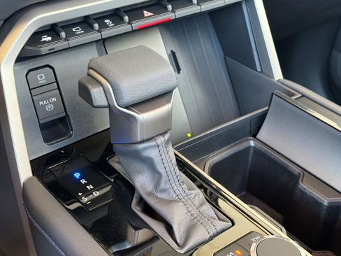 New 2026 Toyota Tundra Platinum AWD/4WD image 24