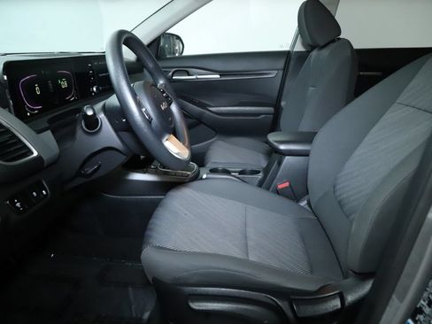 Used 2024 Kia Seltos LX AWD/4WD image 19
