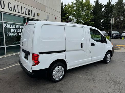 Used 2019 Nissan NV200 S FWD image 4