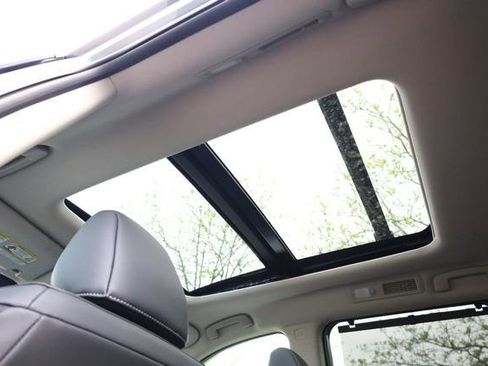 New 2026 Nissan Pathfinder Platinum image 12