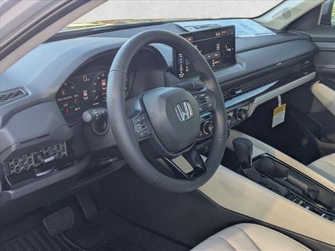 New 2025 Honda Accord EX-L image 3