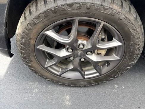 Used 2019 Jeep Grand Cherokee Limited X AWD/4WD image 2
